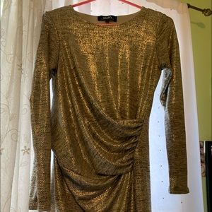 Beautiful Gold Long sleeve dress!